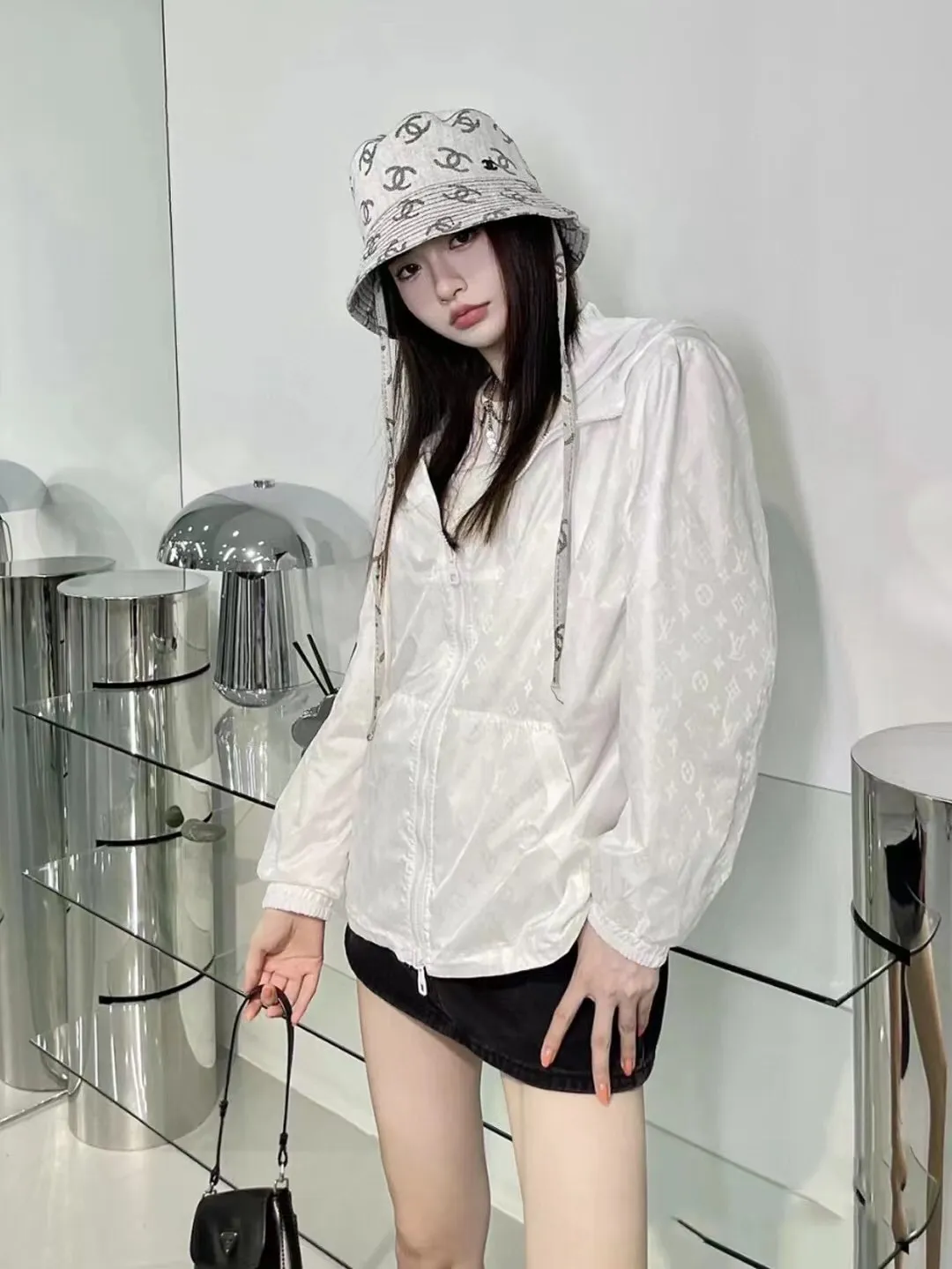 Louis Vuitton/